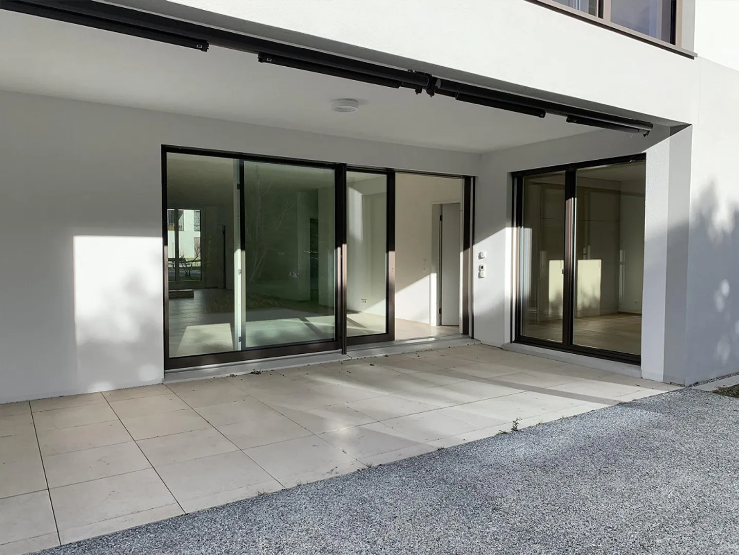 Modern, spacious ground floor apartment - Photo 10 of 11