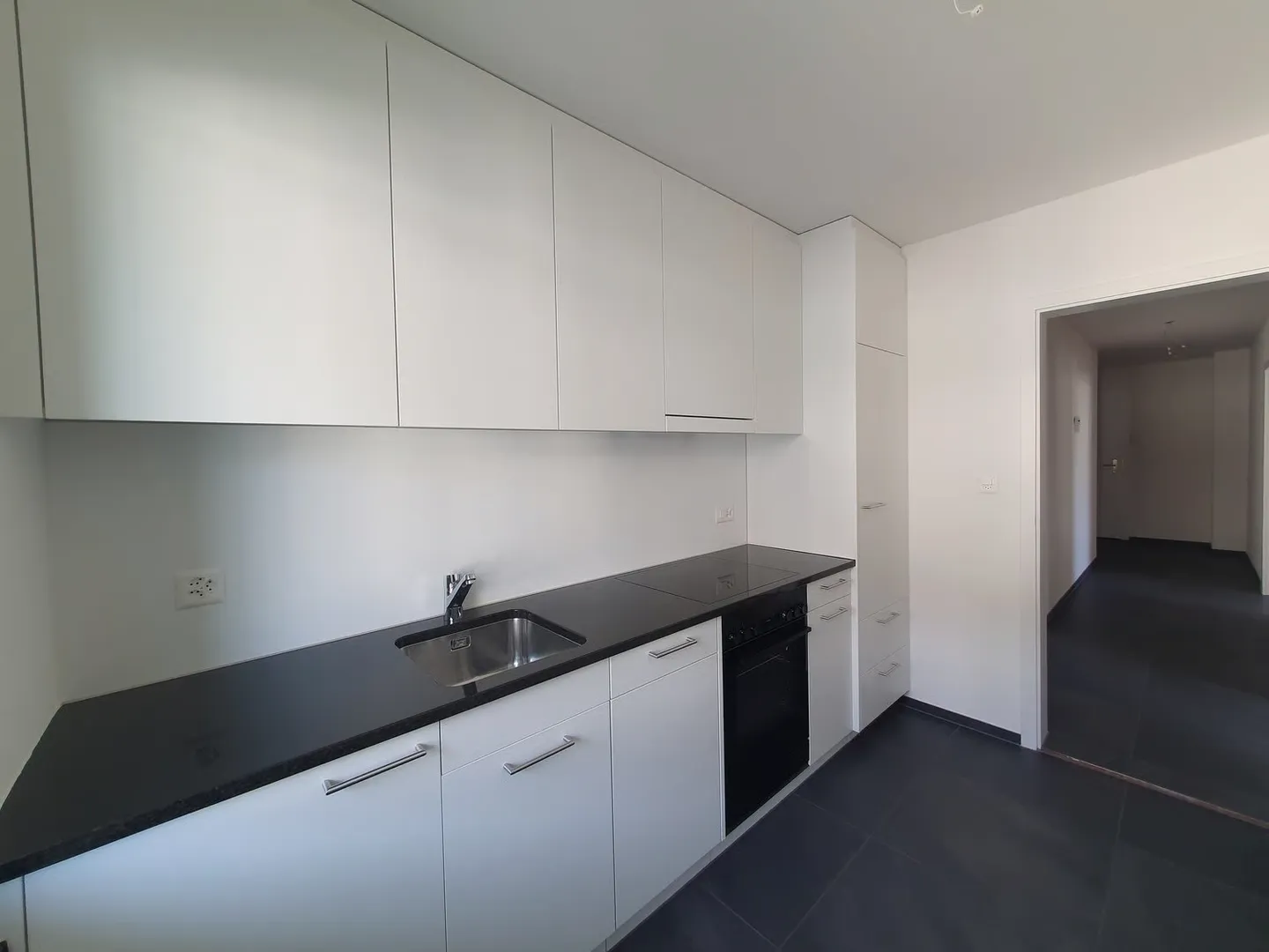 Beautiful 2-room apartment in Bümpliz - Photo 2 of 7
