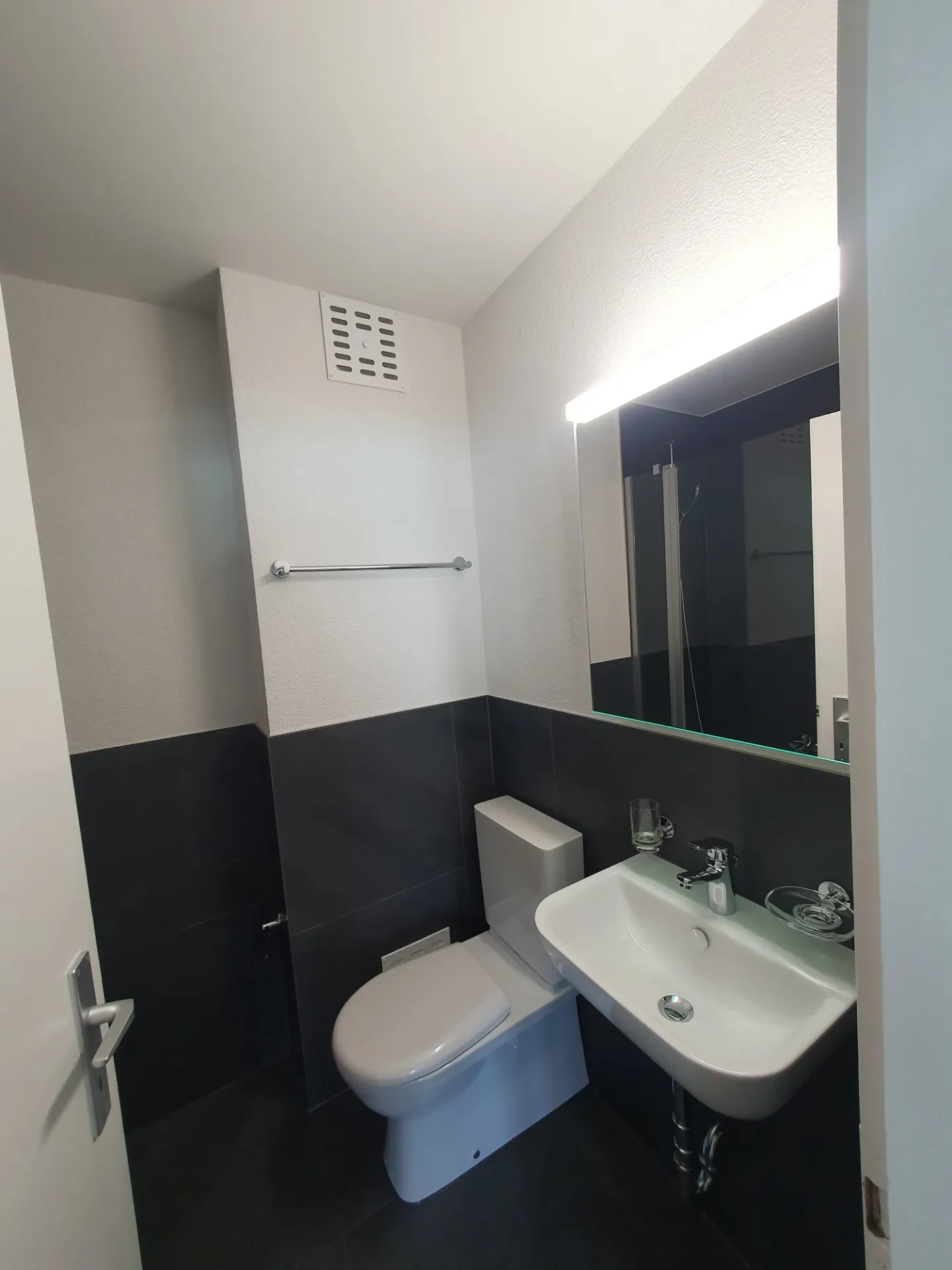 Beautiful 2-room apartment in Bümpliz - Photo 7 of 7