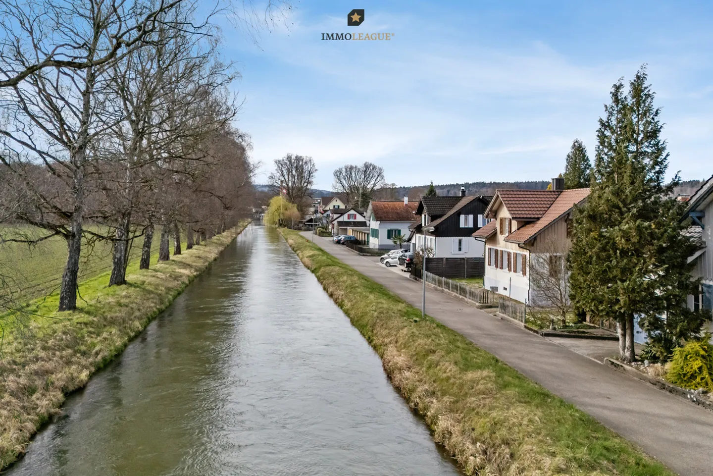 Habitat Charmant avec Beaucoup d'Espace - Photo 1 sur 8