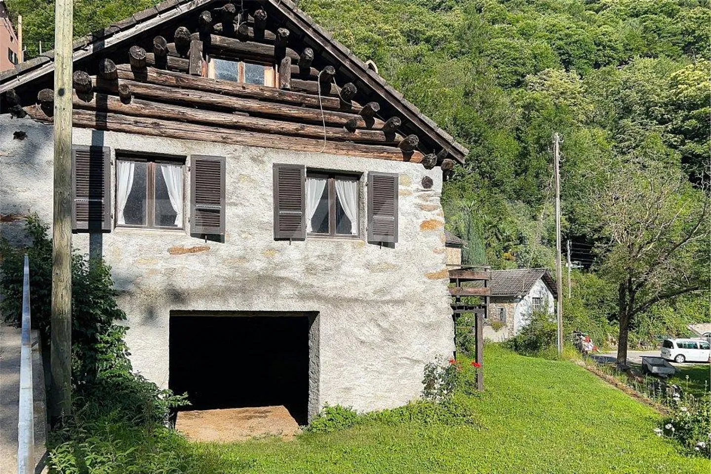 Rustico mit 3,5 Zimmern zu renovieren - Foto 1 von 13