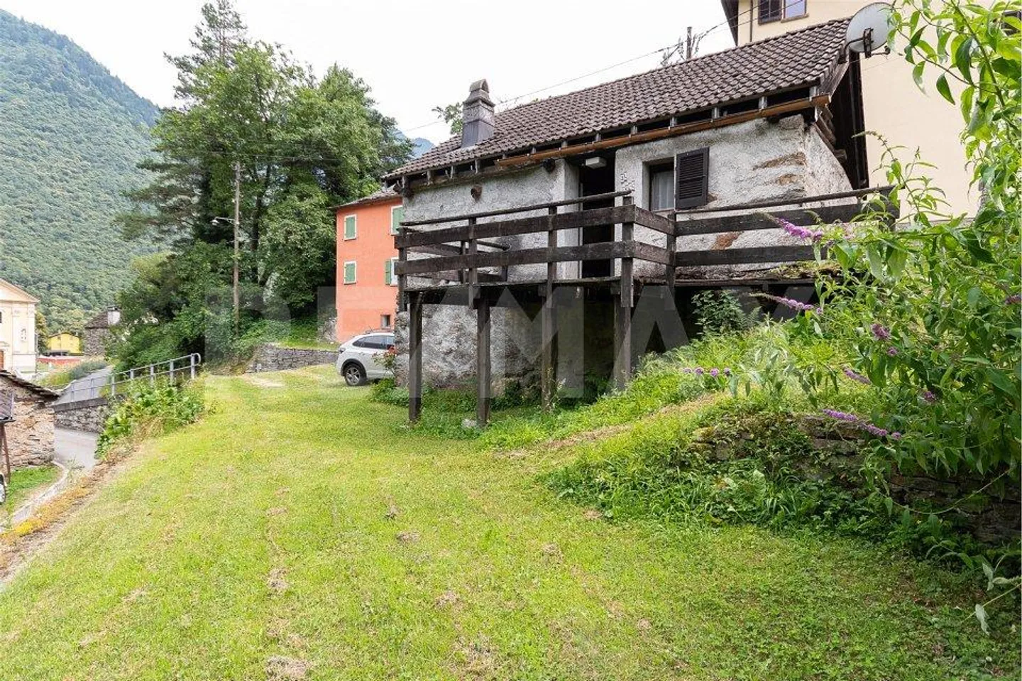 Rustico mit 3,5 Zimmern zu renovieren - Foto 5 von 13