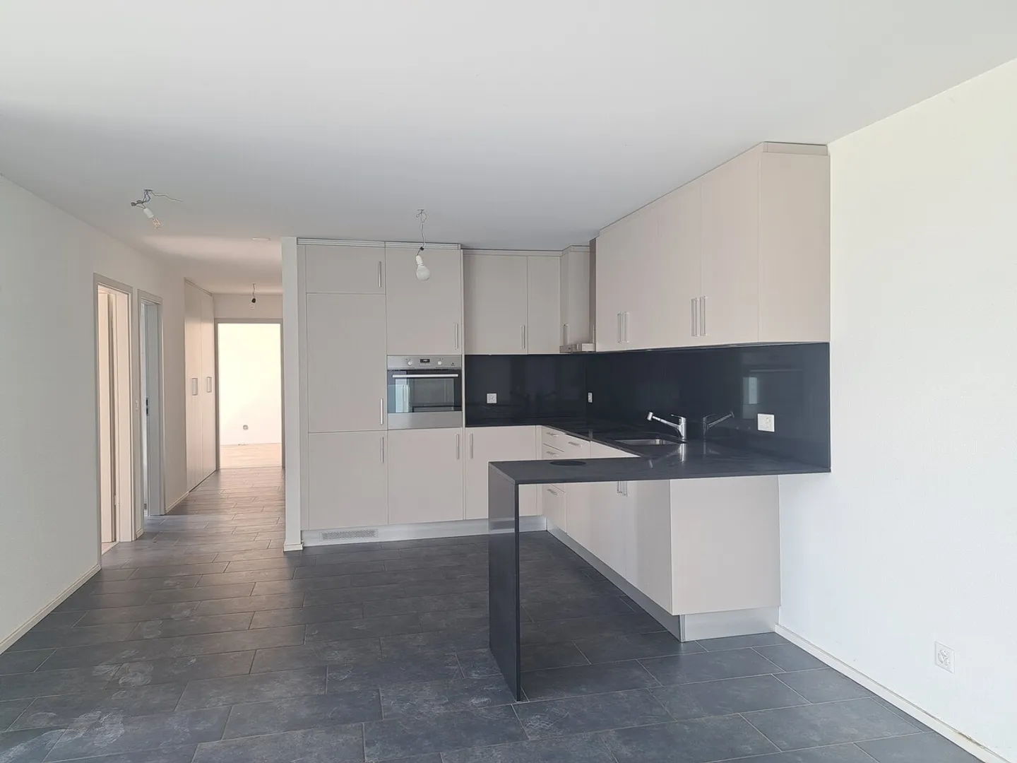 COLLÈGE 24, Appartamento di 3.5 locali con 2 bagni - Foto 1 di 12