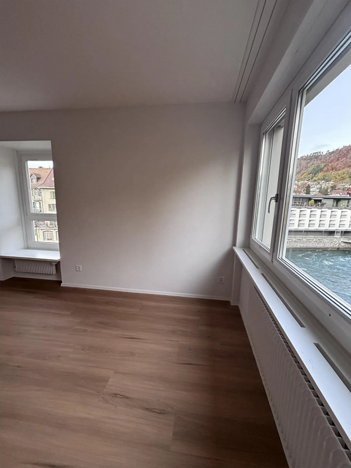 Prima occupazione dopo modernizzazione: appartamento di 4,5 stanze in Scherzligweg! - Foto 5 di 13