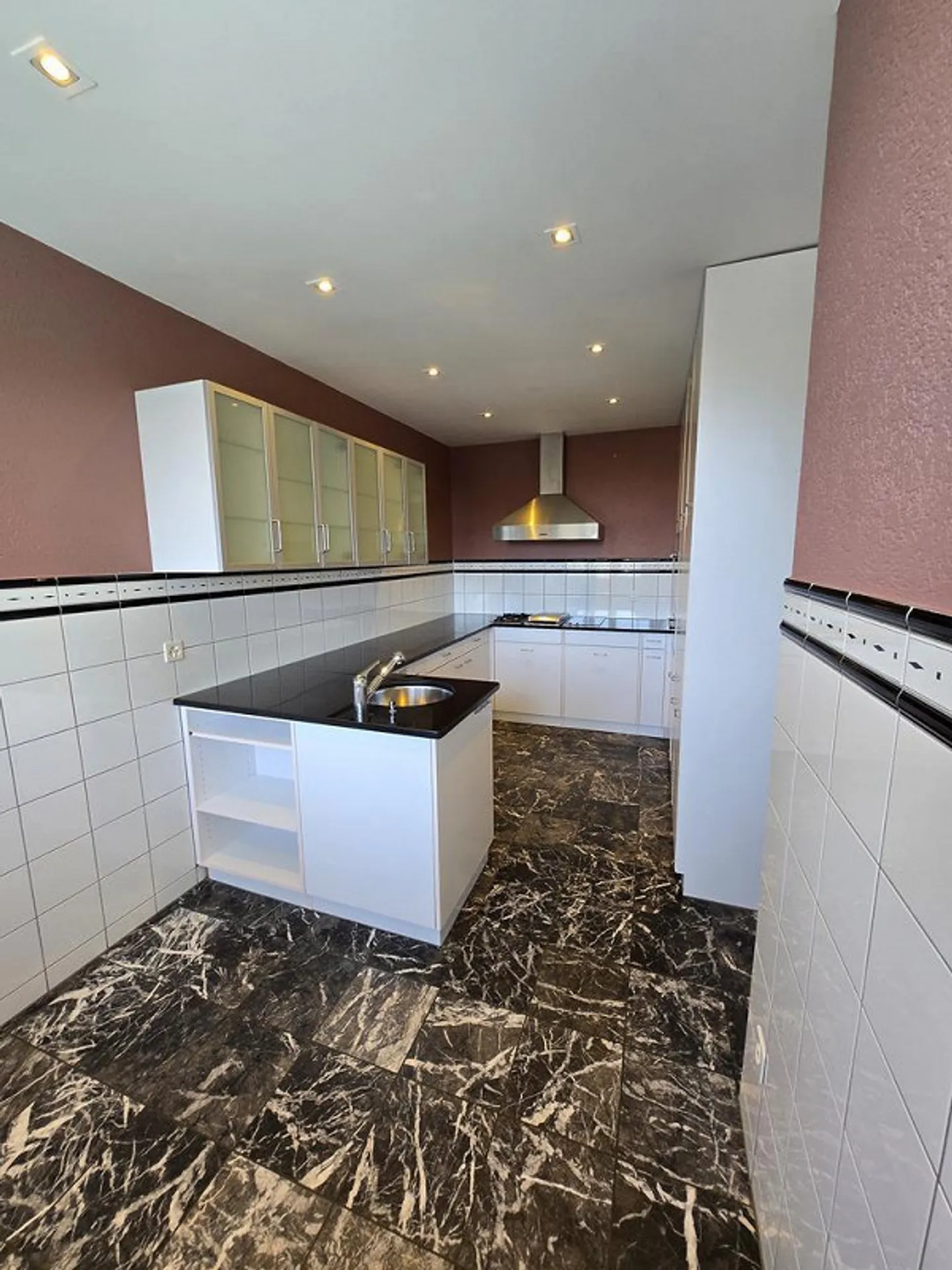 Appartement familial de 6,5 pièces ensoleillé et de rêve - Photo 2 sur 11