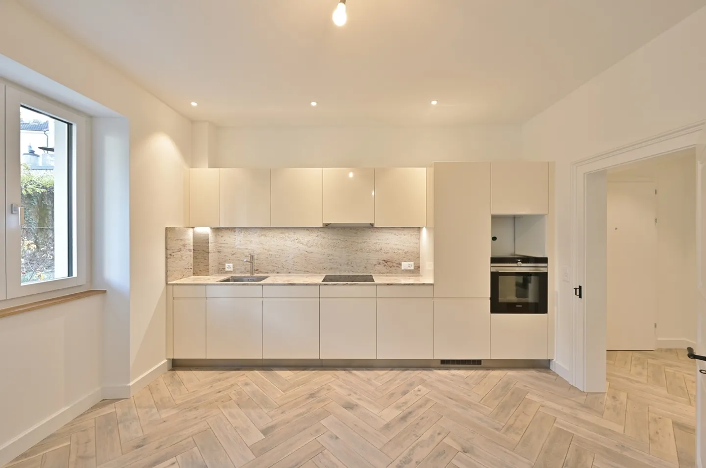 UNIQUE OPPORTUNITY - UNIQUE GARDEN APARTMENT NEAR THE RHINE PROMENADE - Photo 3 of 10