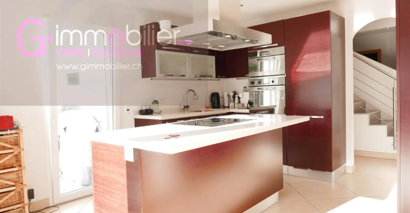 Detached house with 5.5 rooms on a large plot in Monthey - Photo 5 of 12