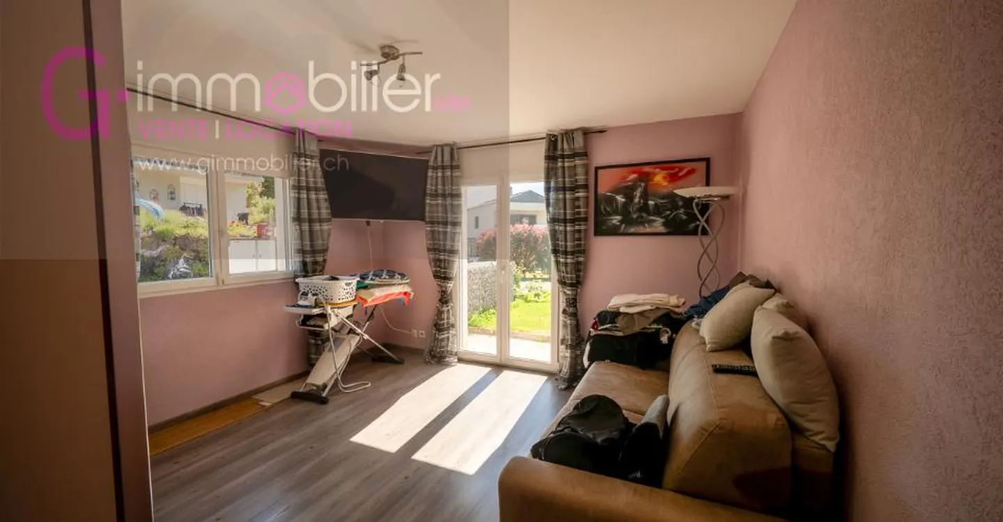 Detached house with 5.5 rooms on a large plot in Monthey - Photo 7 of 12
