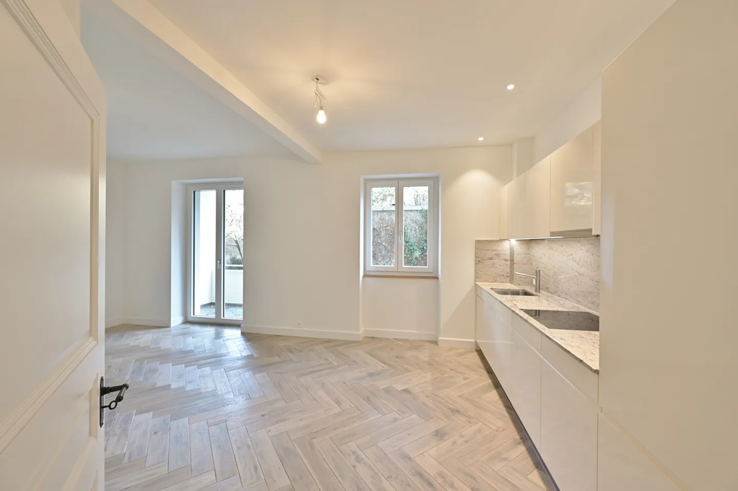 UNIQUE OPPORTUNITY - UNIQUE GARDEN APARTMENT NEAR THE RHINE PROMENADE - Photo 4 of 10