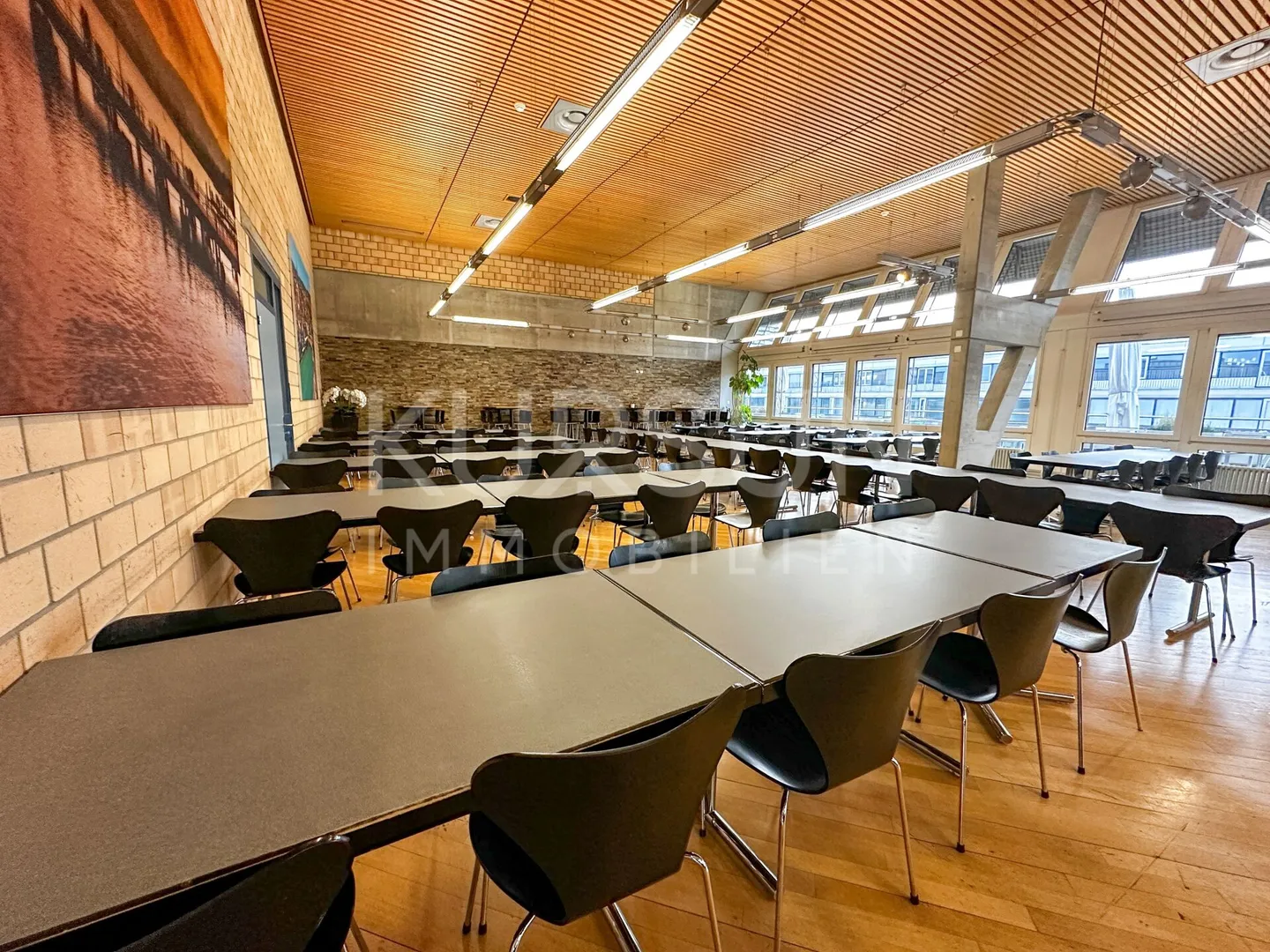 Lunch 5: Successful Gastronomy Business in Urban Premium Location - District 5 - Photo 10 of 14