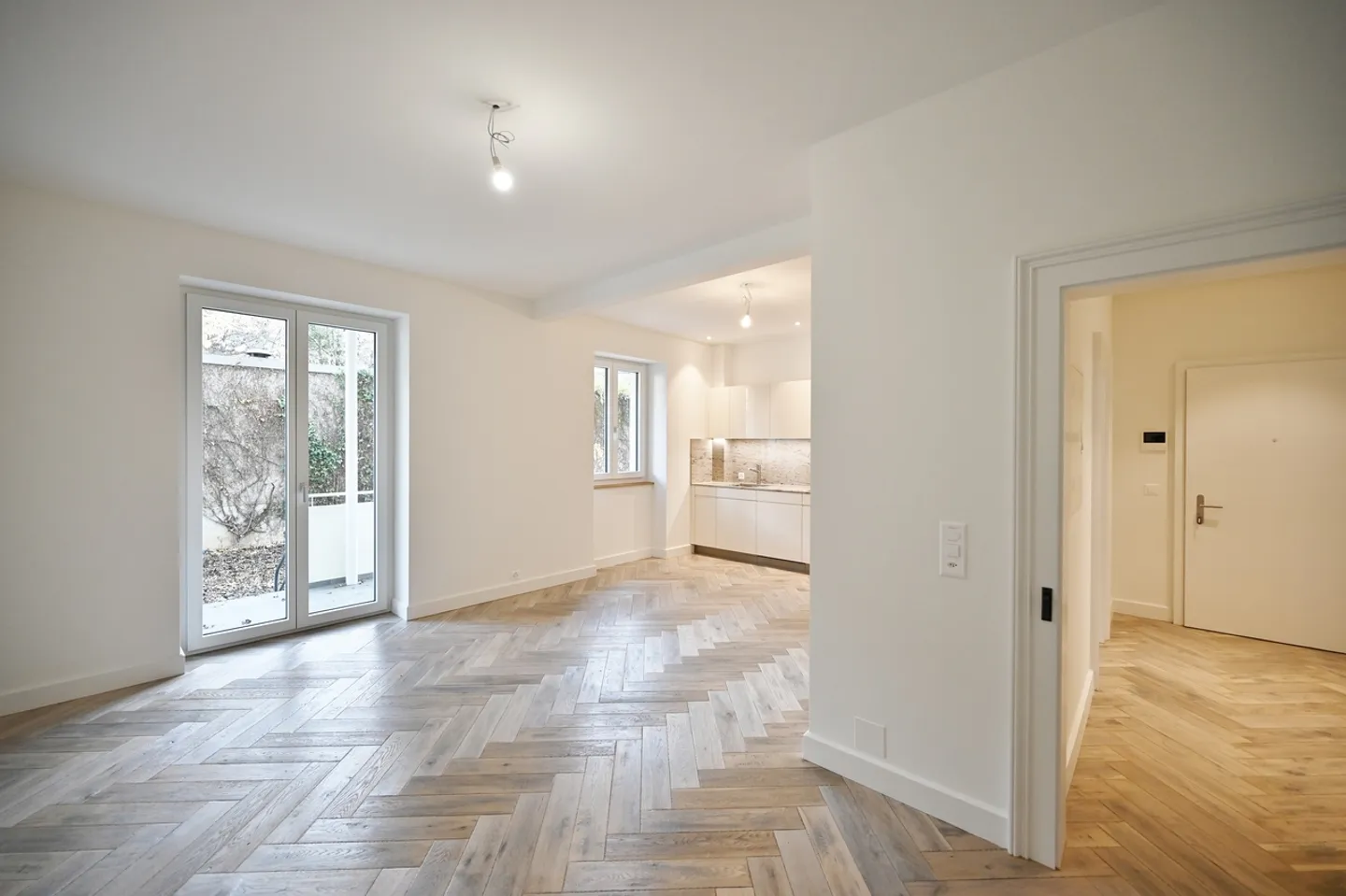 UNIQUE OPPORTUNITY - UNIQUE GARDEN APARTMENT NEAR THE RHINE PROMENADE - Photo 5 of 10
