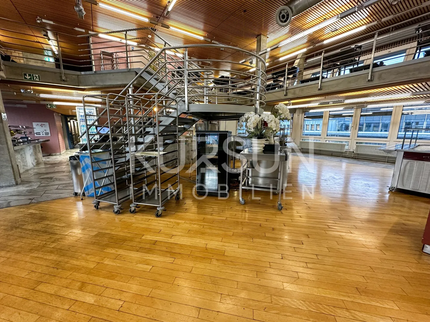 Lunch 5: Successful Gastronomy Business in Urban Premium Location - District 5 - Photo 13 of 14