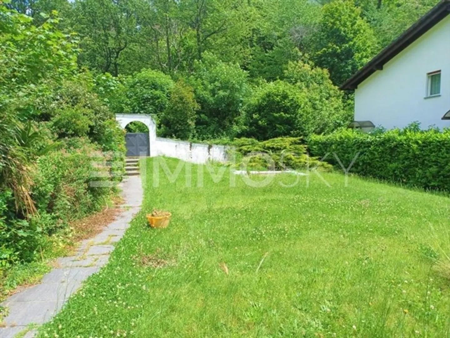 Perfect Green Environment for Your New Villa - Photo 2 of 5