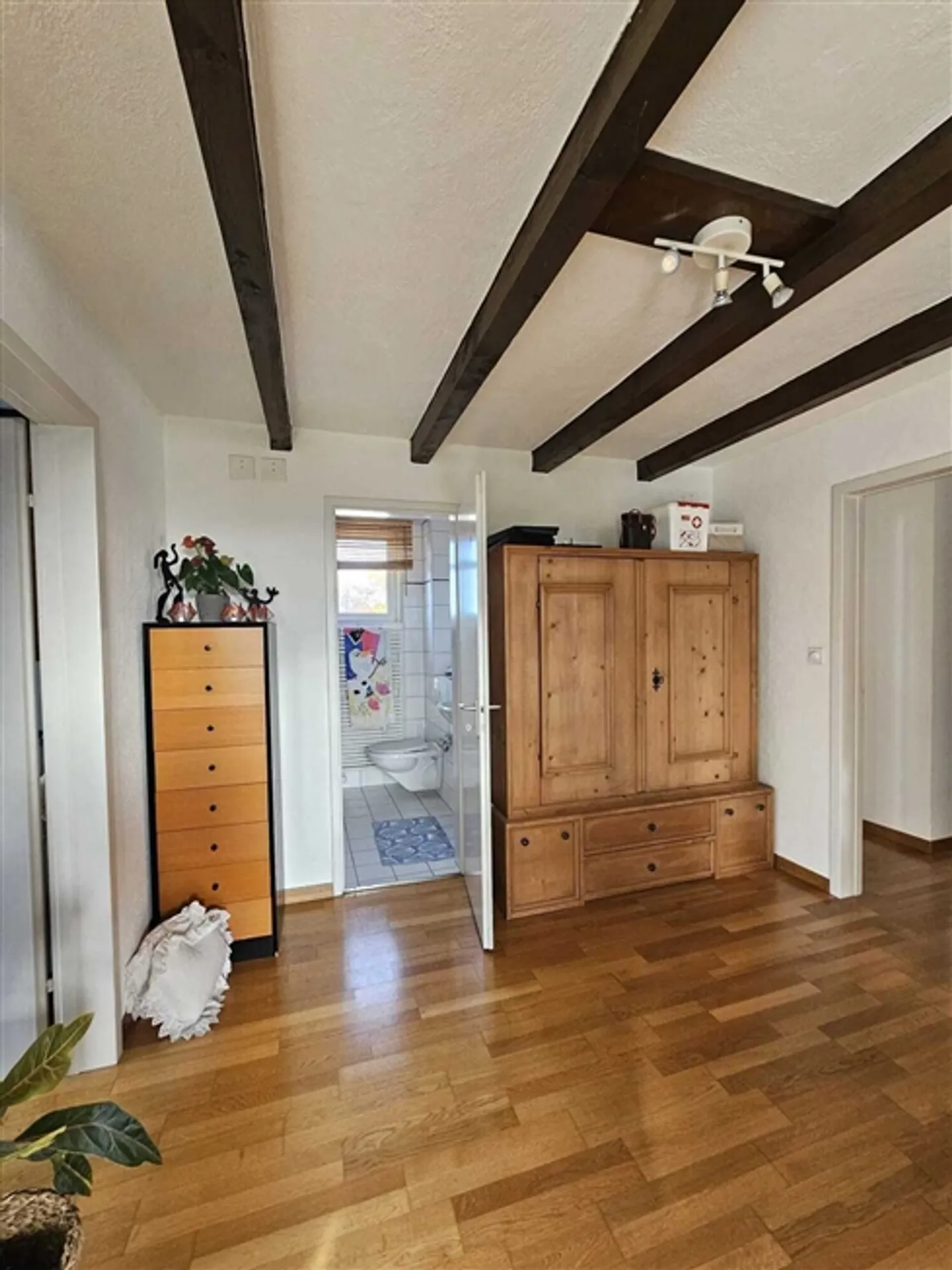 APPARTEMENT 4½ PIÈCES À ST. GALLEN, MEUBLÉ, TEMPORAIRE - Photo 8 sur 10