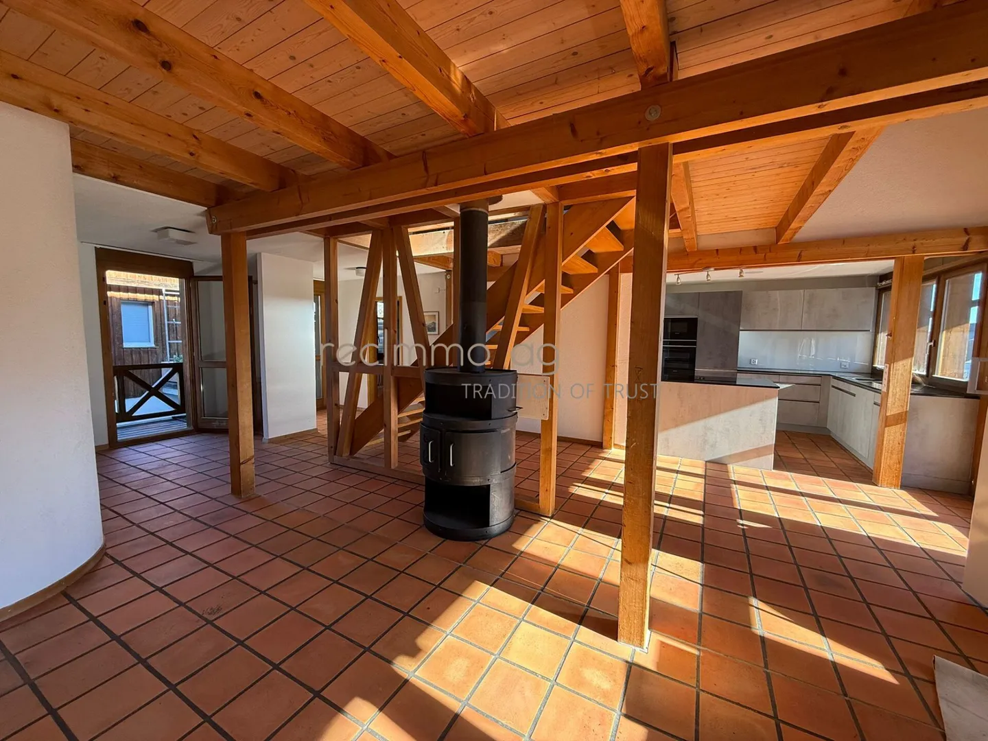 Mehrfamilienhaus mit 5 Wohneinheiten im Dorfkern von Buttwil - attraktive Renditemöglichkeit - Foto 2 von 11