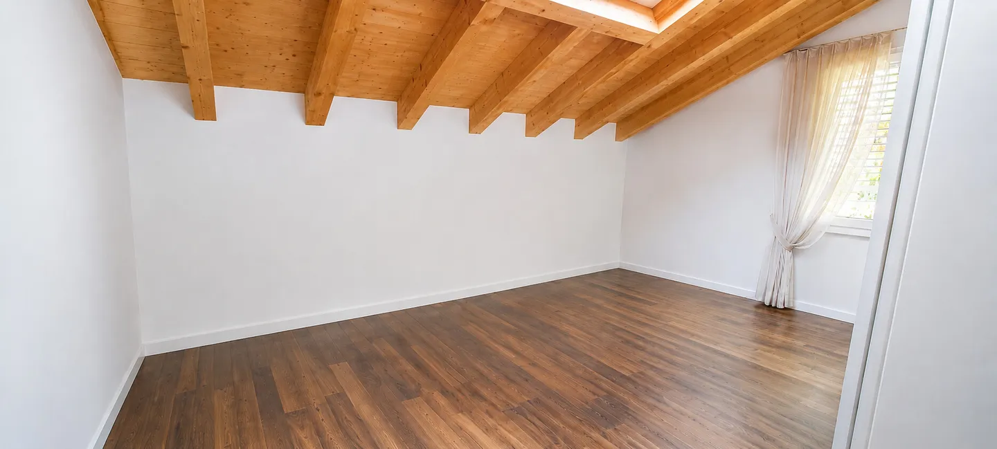 Vivere moderno e confortevole: appartamento spazioso con ascensore - Foto 9 di 16