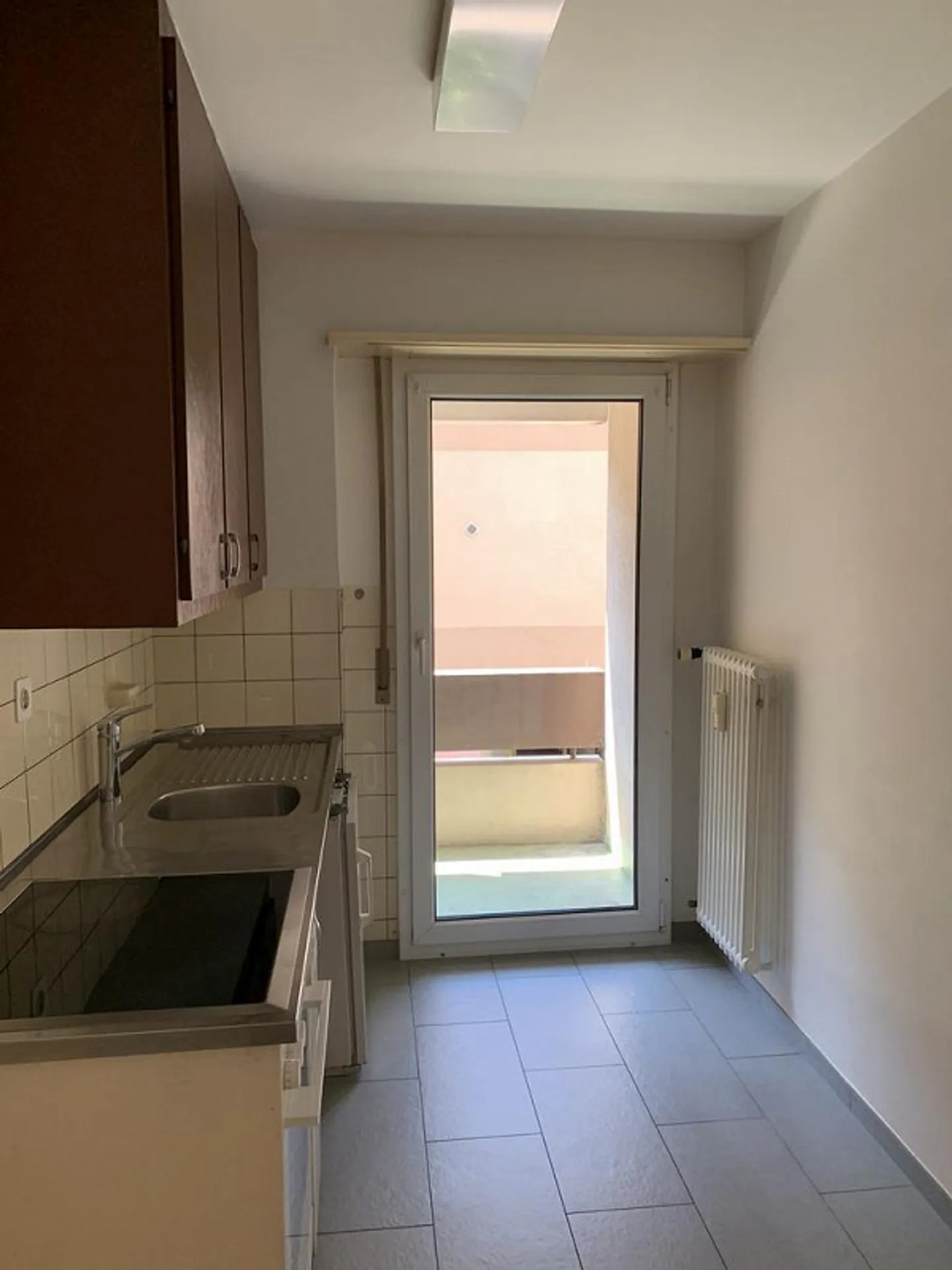 Vivere nel bel quartiere di Gundeli - Foto 2 di 7
