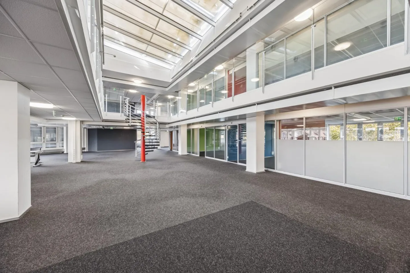 Vielseitige Gewerbeliegenschaft - Foto 5 von 10