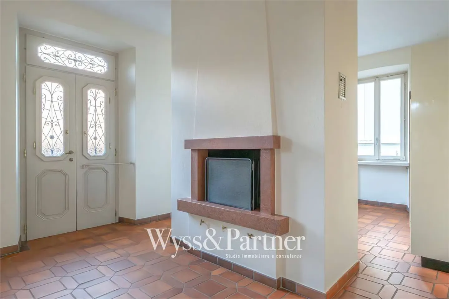 Charmante 3,5-Zimmer-Wohnung mit Garten Zugang - Ravecchia - Foto 2 von 11