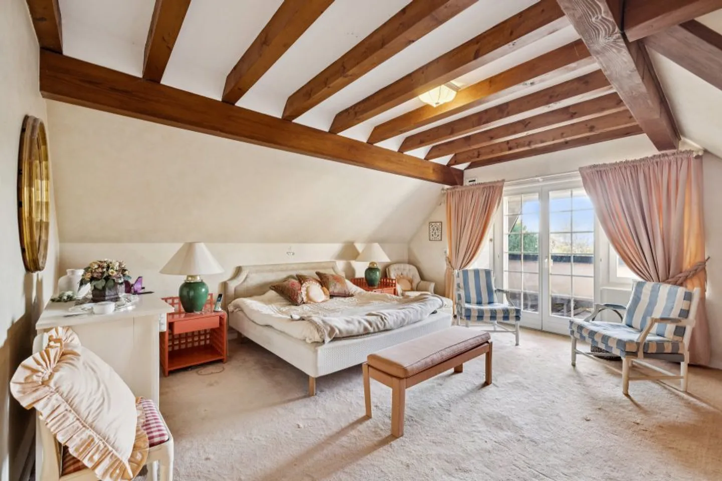 VILLA MIT EINZIGARTIGEM CHARAKTER - Foto 9 von 13