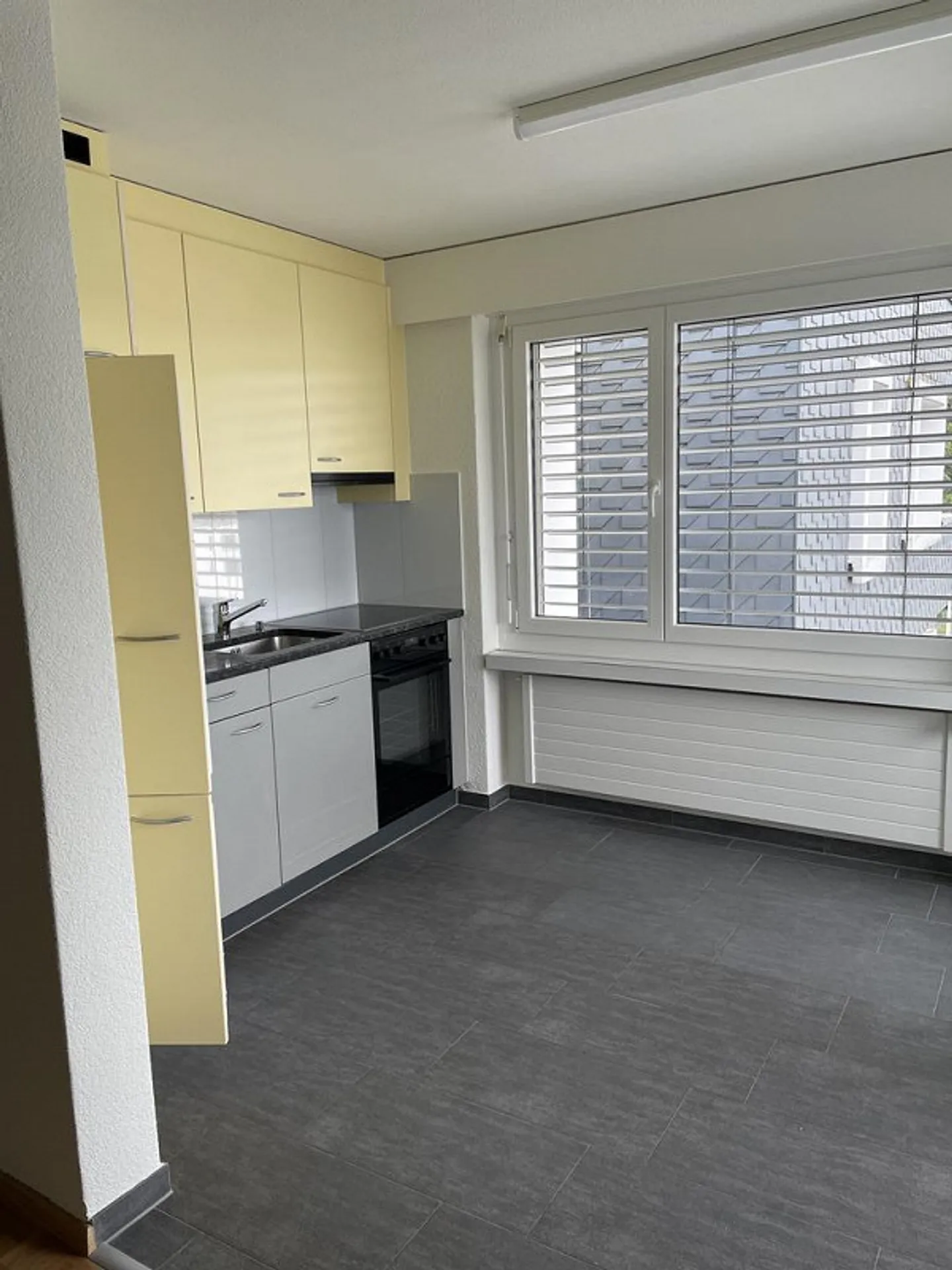 Charmante Wohnung in zentraler Lage - Foto 2 von 5