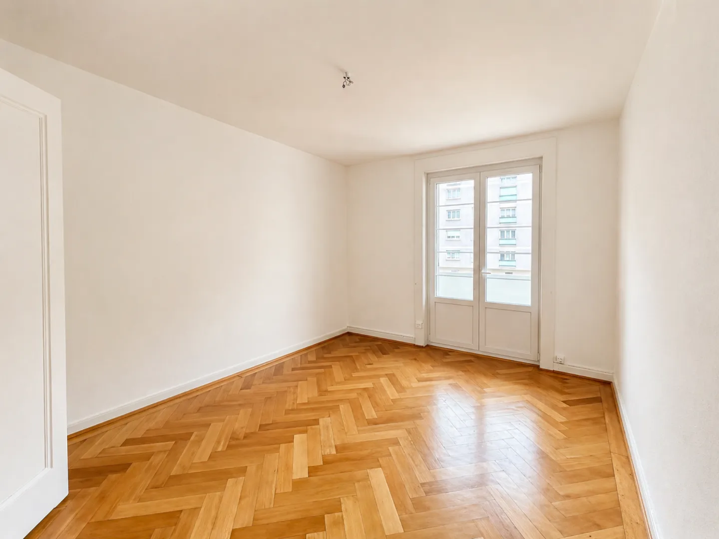 Appartement de 4.5 pièces - Photo 3 sur 6