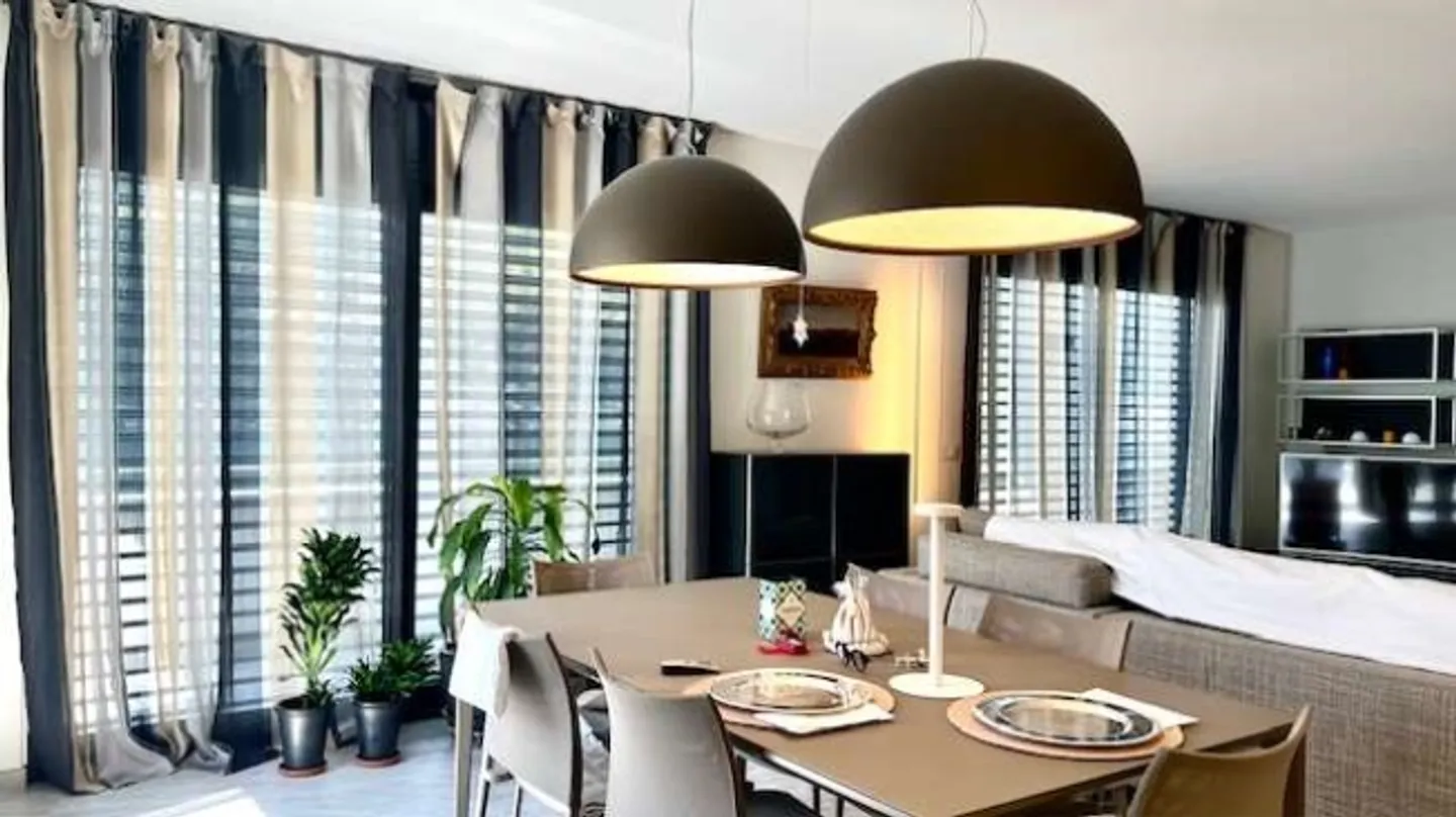 Villa moderne avec vue imprenable sur le lac et piscine - Photo 8 sur 20