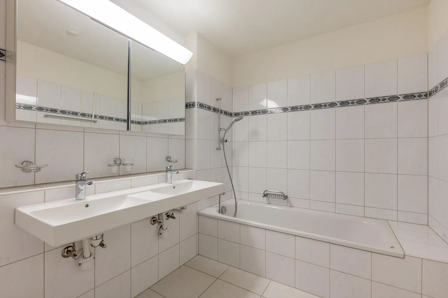 Vivre sur deux niveaux avec galerie et loggia privée - Photo 6 sur 10