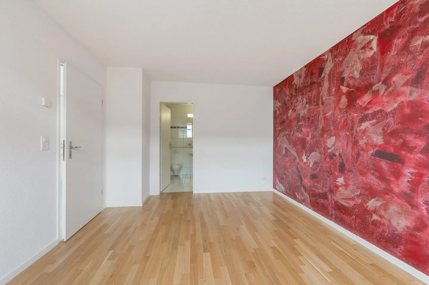 Vivre sur deux niveaux avec galerie et loggia privée - Photo 3 sur 10