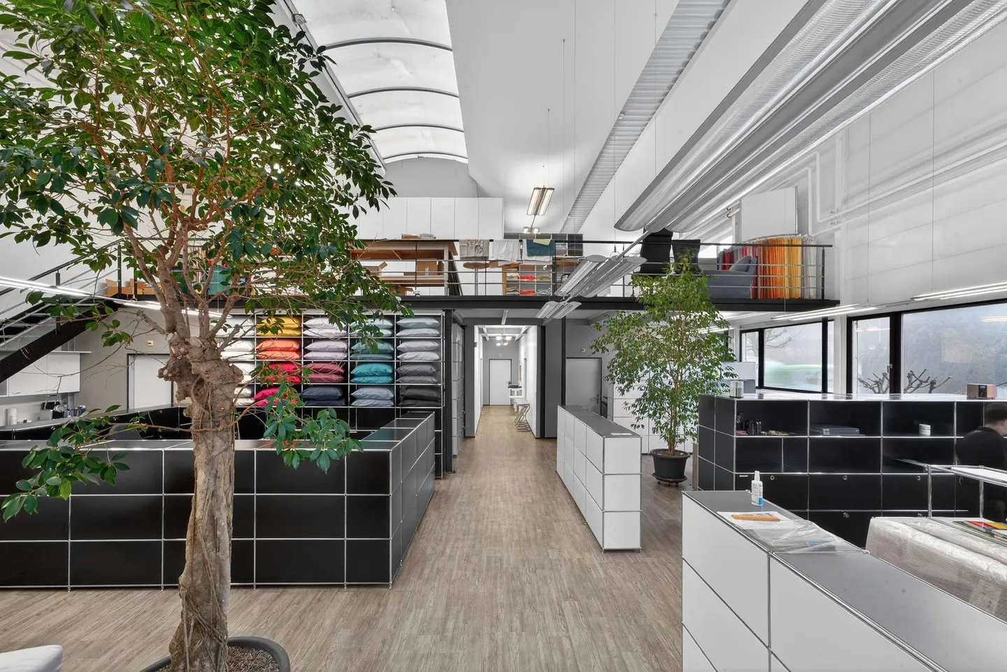 Office Space West - Photo 2 of 12