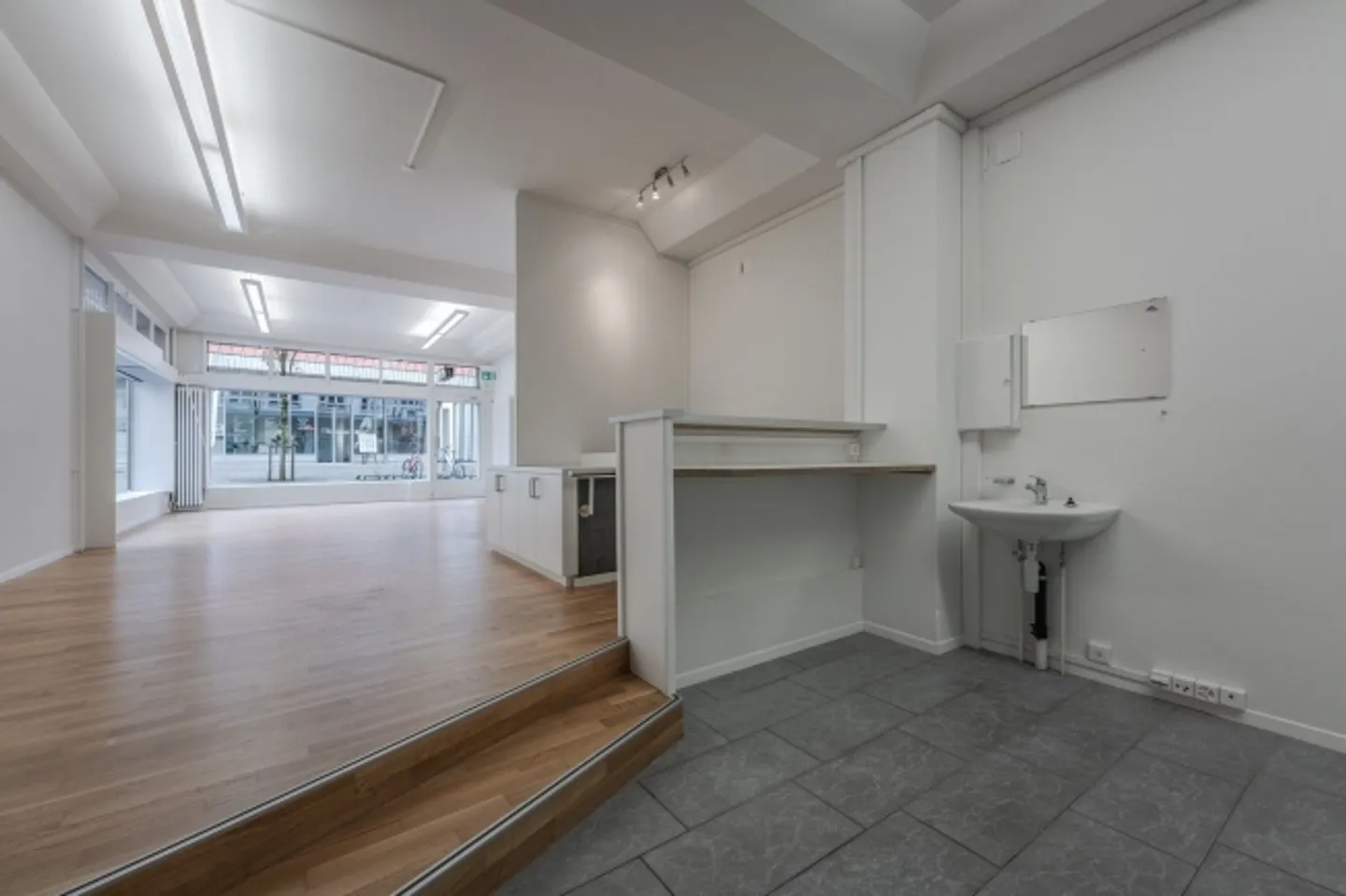 «Ihre neue Laden- oder Gewerbefläche mitten in der Marktgasse» - Foto 4 von 8