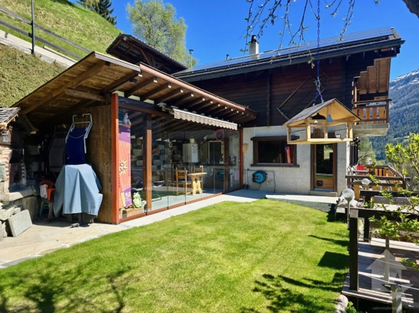 «Magnifico chalet con 2 posti auto esterni» - Foto 4 di 20
