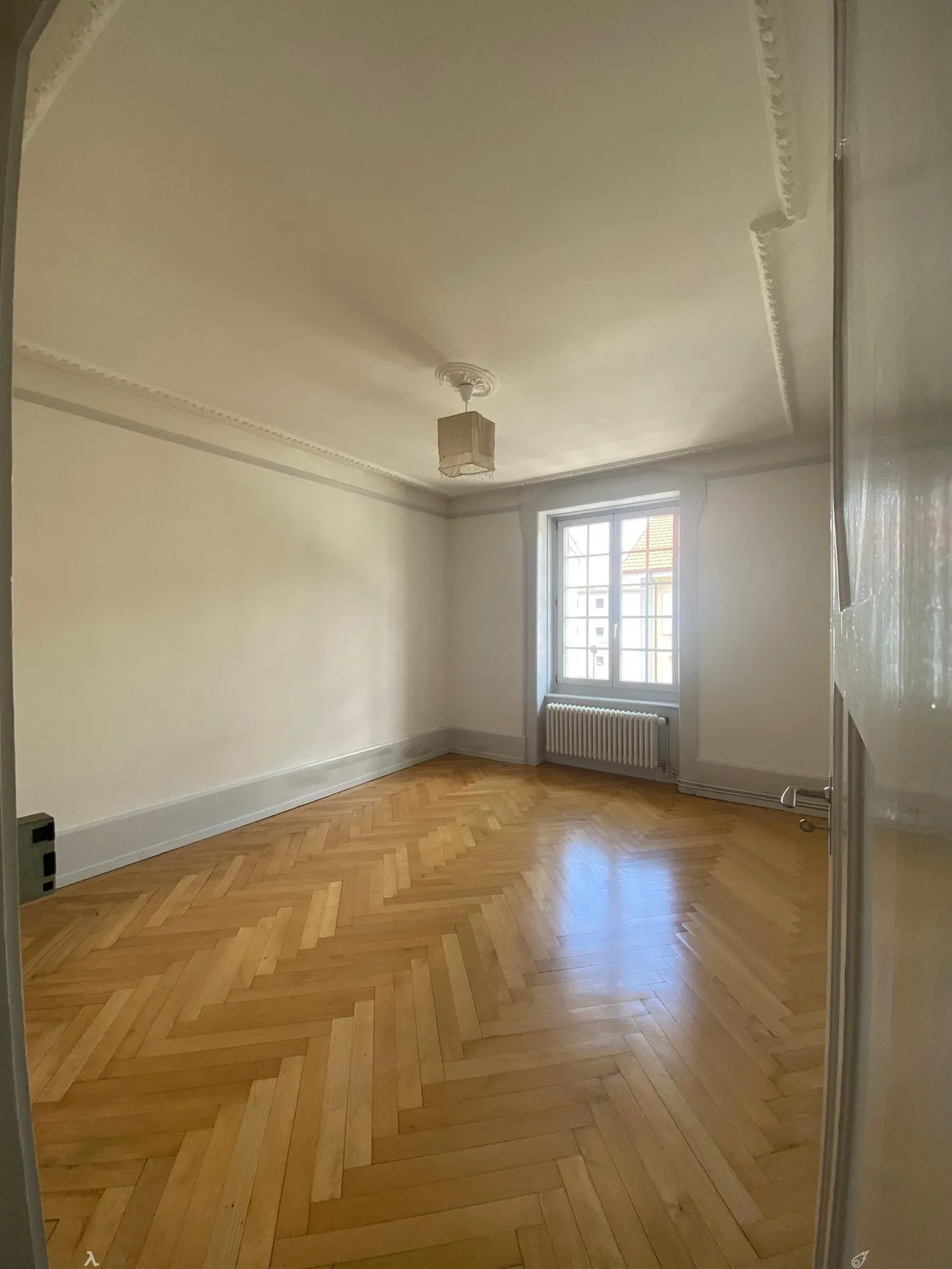 Central 4-room apartment on the 3rd floor - Photo 4 of 8