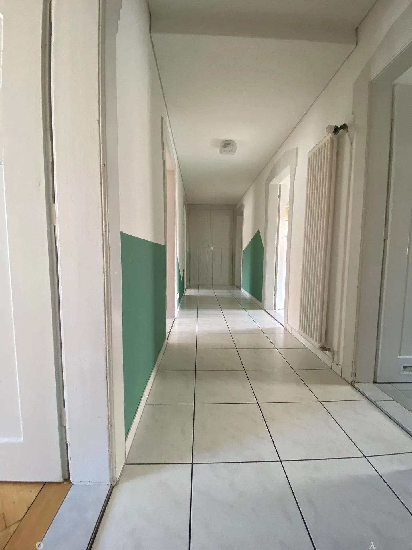 Central 4-room apartment on the 3rd floor - Photo 7 of 8