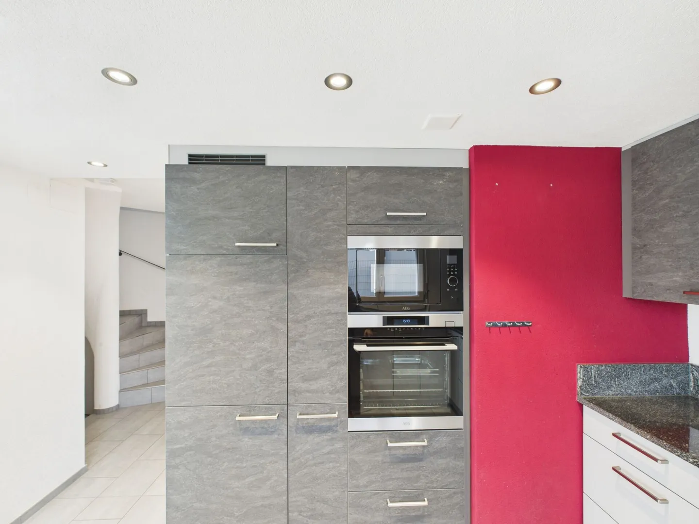 Maison de rêve à Eschenz avec beaucoup d'espace dans un emplacement parfait - Photo 7 sur 19