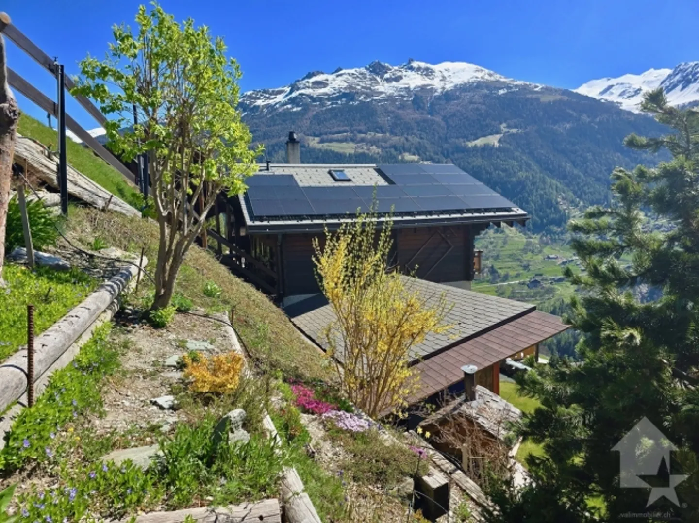 «Magnifico chalet con 2 posti auto esterni» - Foto 13 di 20