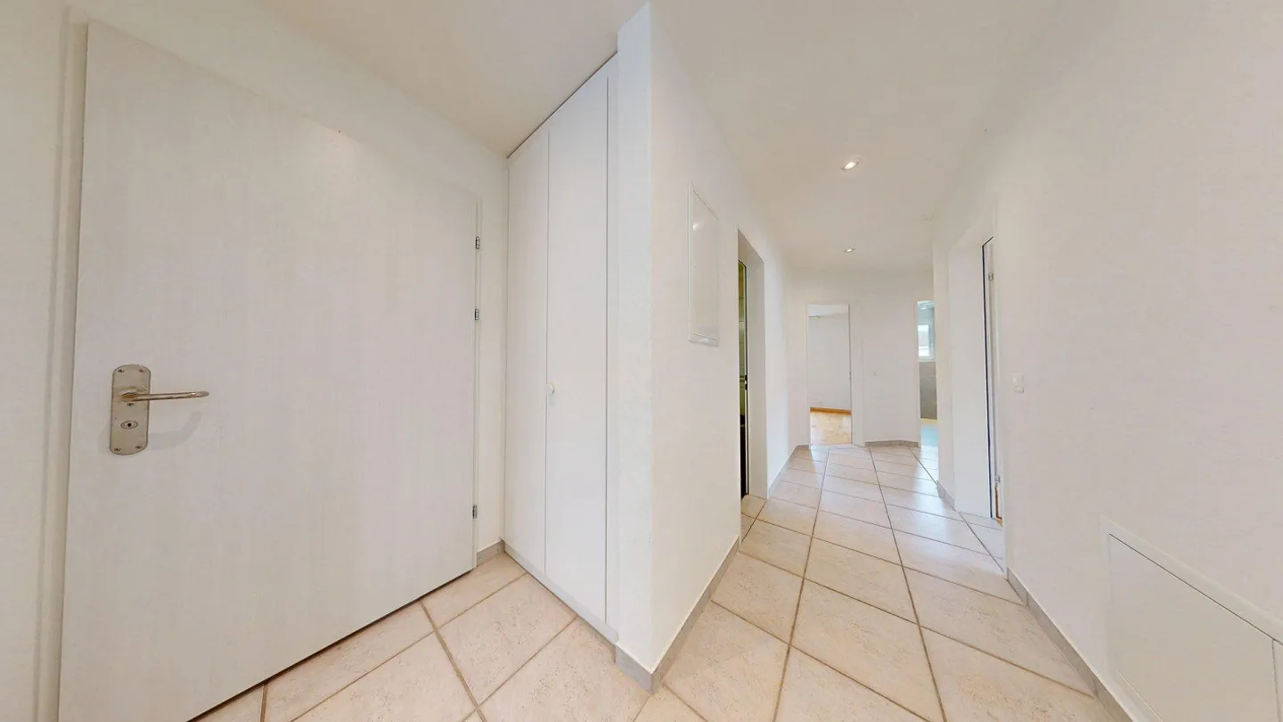 Bright, attractive condominium - Photo 7 of 13