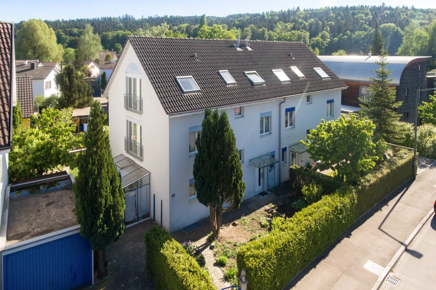 6.5 Zimmer Doppelhaushälfte mit Garten in Winterthur mieten - Photo 1 of 10