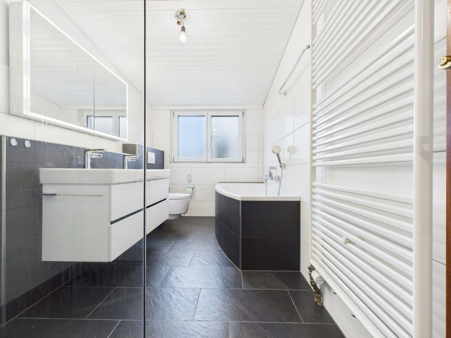 Maison de rêve à Eschenz avec beaucoup d'espace dans un emplacement parfait - Photo 14 sur 19