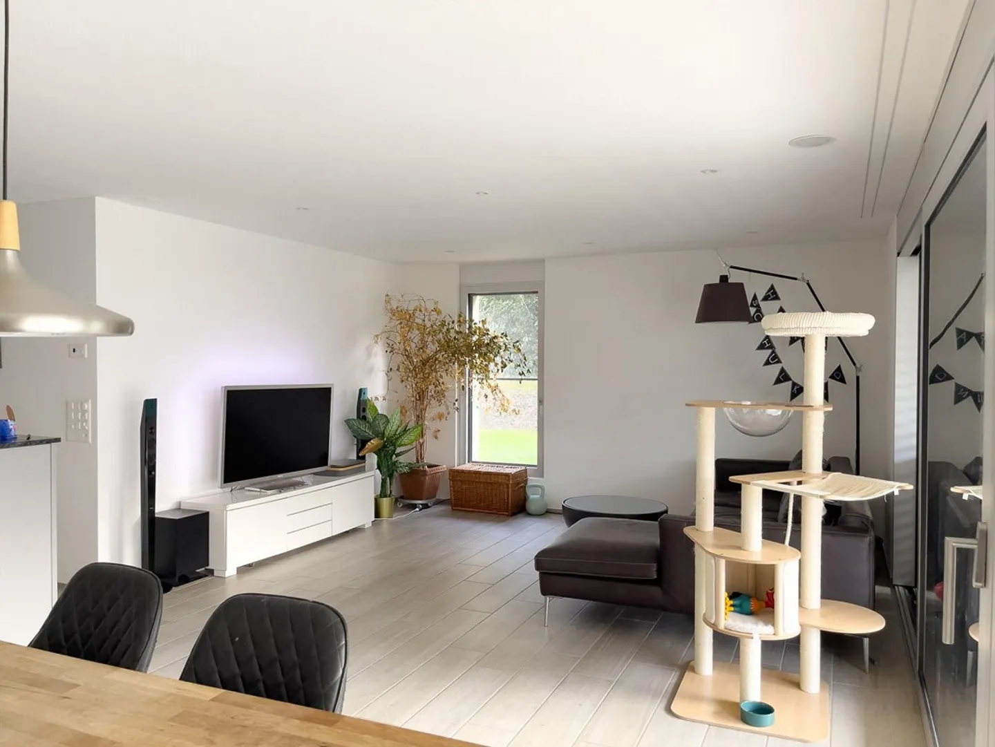 Appartement de 3,5 pièces au rez-de-chaussée loué avec 1 place de parking à vendre - Photo 8 sur 19