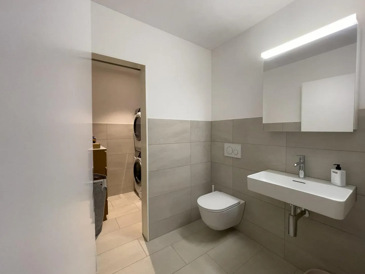 Appartement de 3,5 pièces au rez-de-chaussée loué avec 1 place de parking à vendre - Photo 10 sur 19