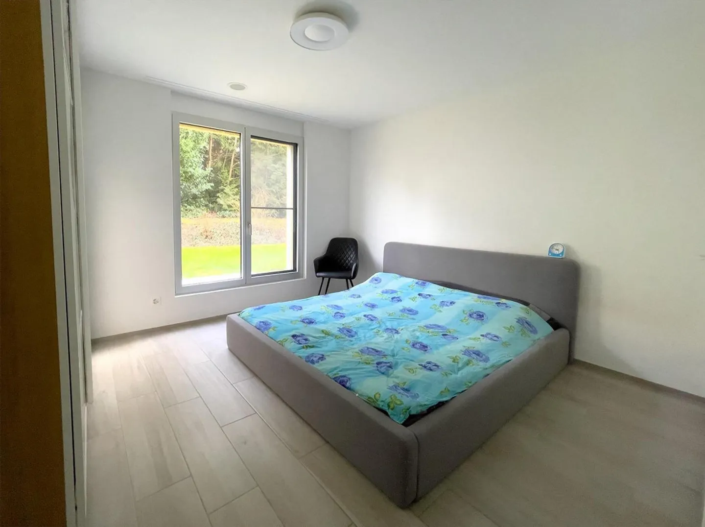 Appartement de 3,5 pièces au rez-de-chaussée loué avec 1 place de parking à vendre - Photo 17 sur 19