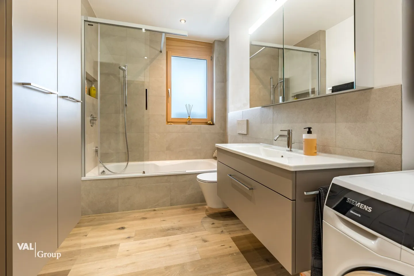 Exklusives Wohnen mit freiem Matterhornblick und moderner Architektur - Foto 7 von 13