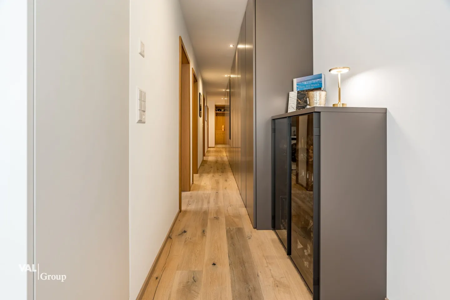 Exklusives Wohnen mit freiem Matterhornblick und moderner Architektur - Foto 10 von 13