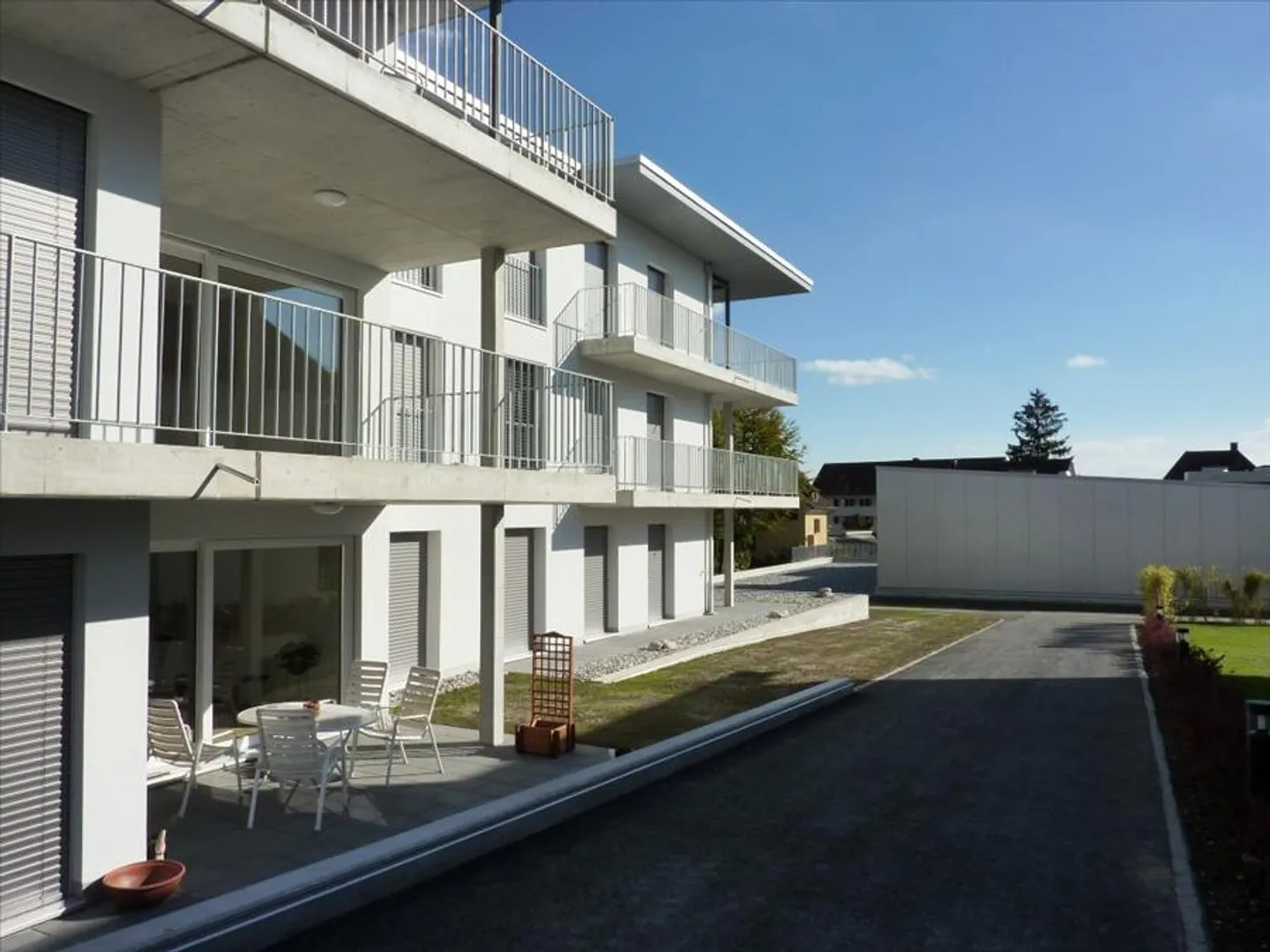 Appartement moderne près commerces & gare - Photo 2 sur 4