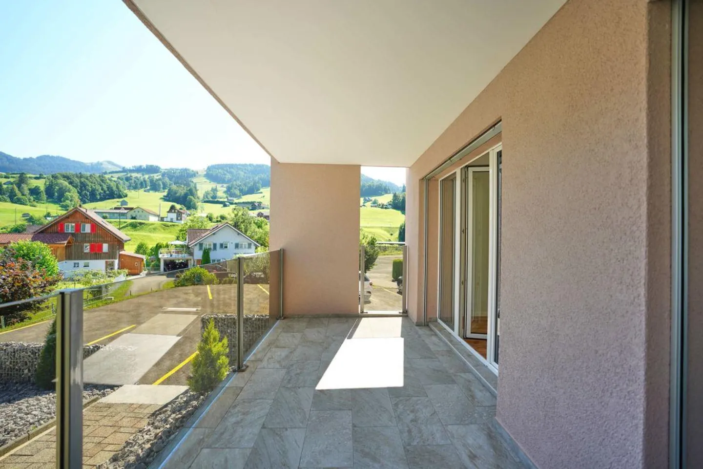 Appartamento 3½ locali con balcone/spazio esterno spazioso - Foto 2 di 7