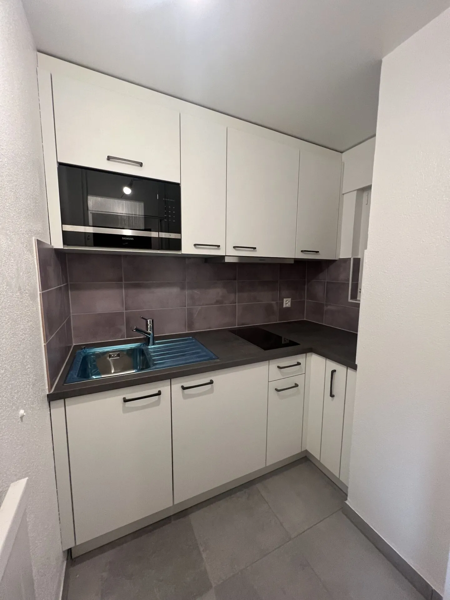 Studio for rent - Photo 1 of 1