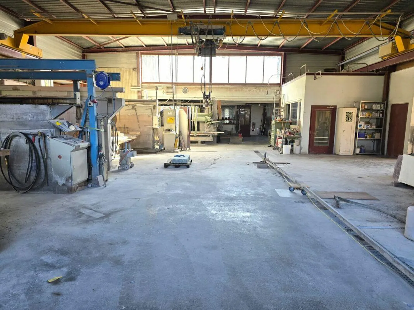 Proprietà residenziale e commerciale con potenziale di sviluppo illimitato in posizione privilegiata - Foto 7 di 30