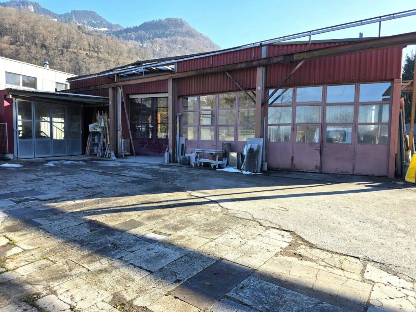 Proprietà residenziale e commerciale con potenziale di sviluppo illimitato in posizione privilegiata - Foto 6 di 30