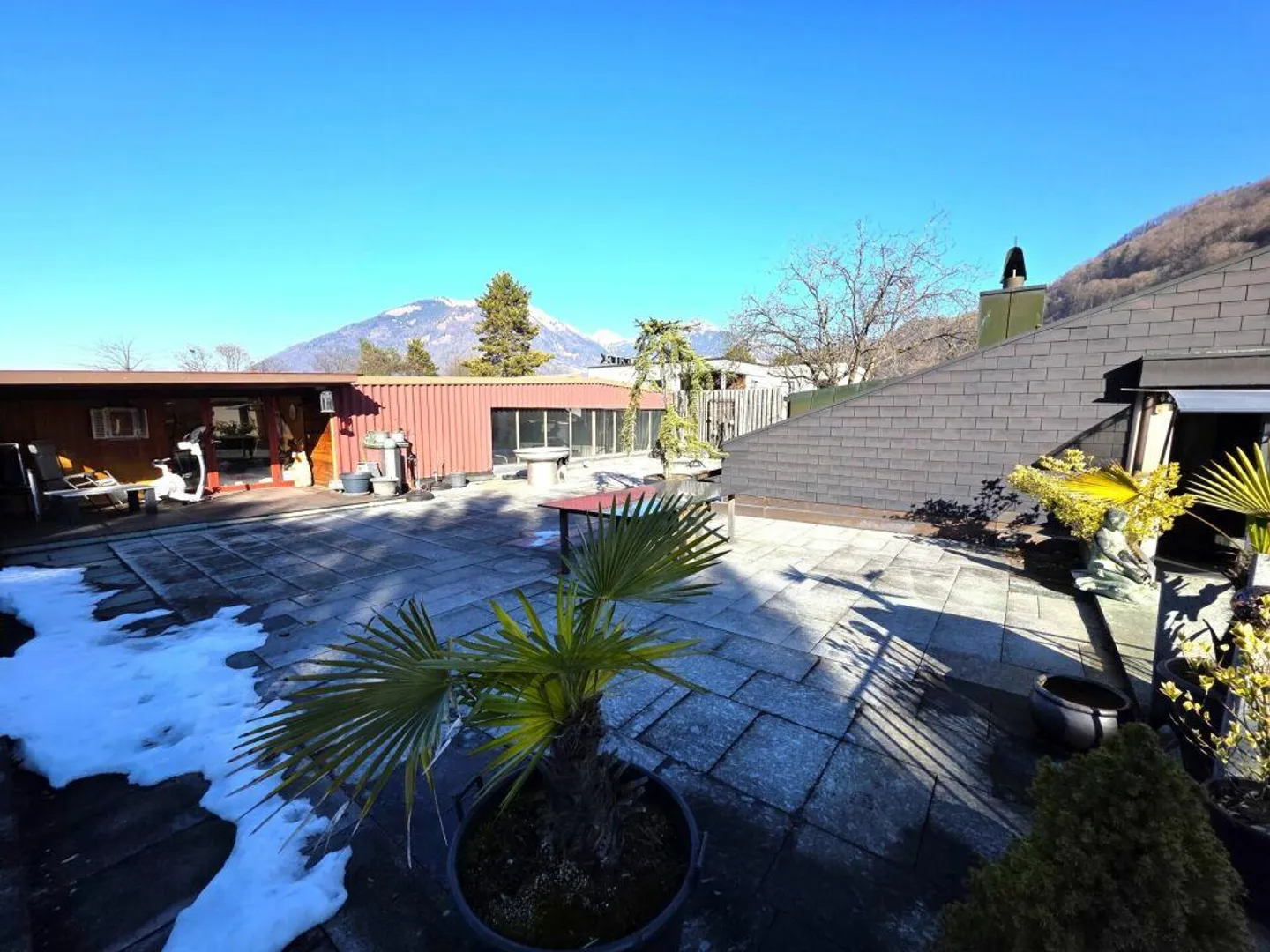 Proprietà residenziale e commerciale con potenziale di sviluppo illimitato in posizione privilegiata - Foto 23 di 30